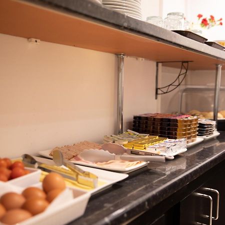 Duke Of Leinster Hotel London Ngoại thất bức ảnh