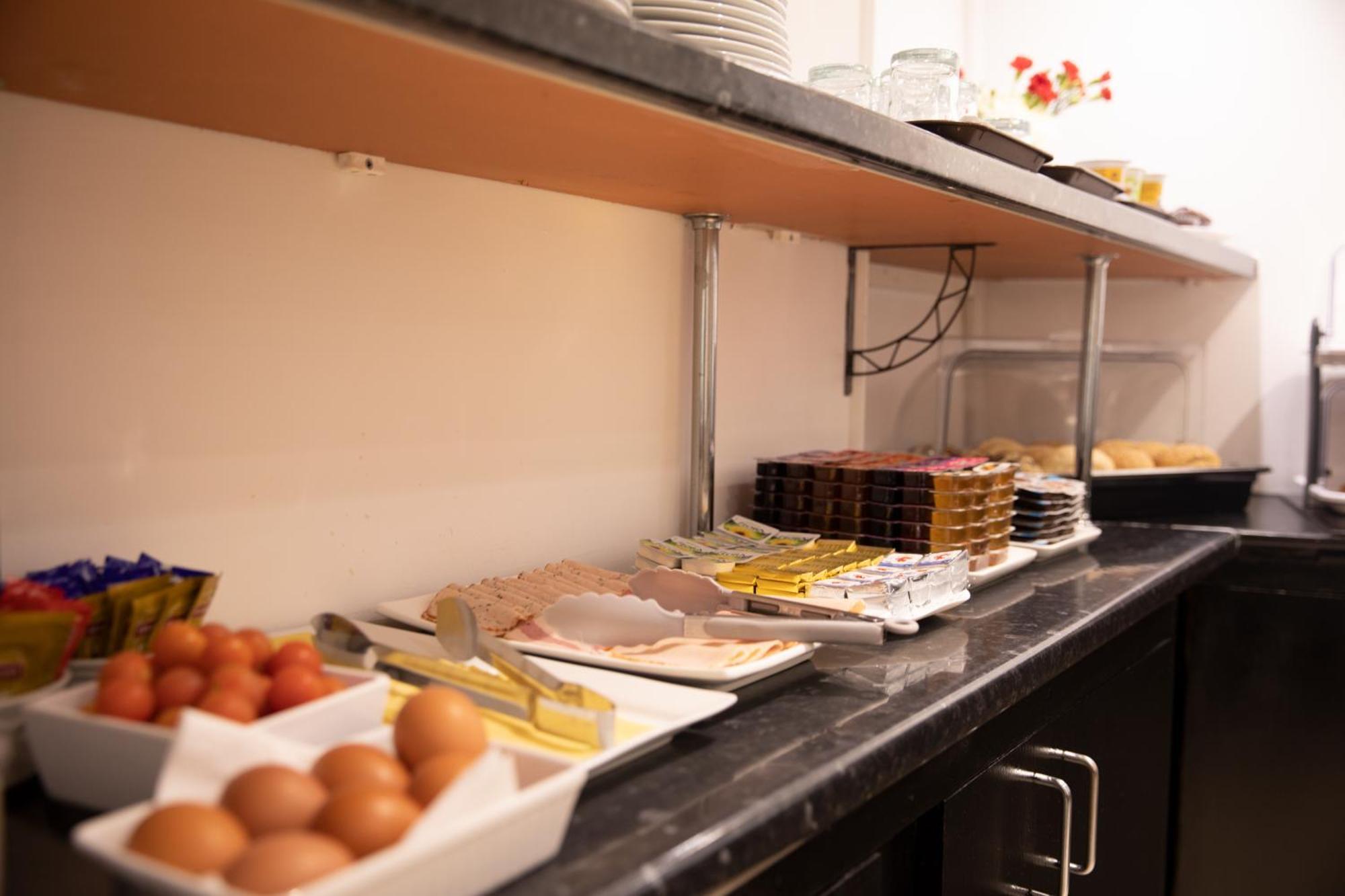 Duke Of Leinster Hotel London Ngoại thất bức ảnh