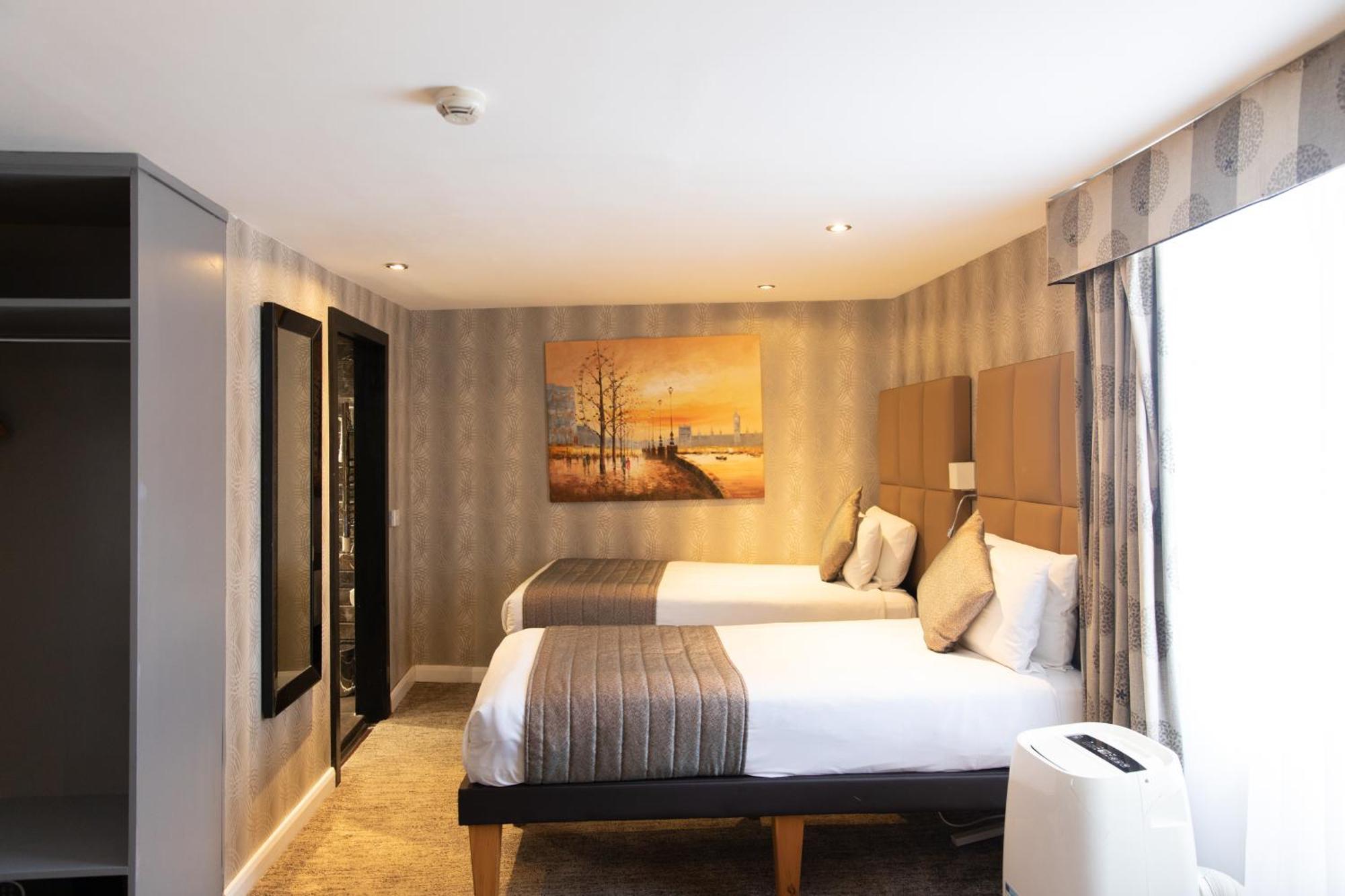 Duke Of Leinster Hotel London Ngoại thất bức ảnh